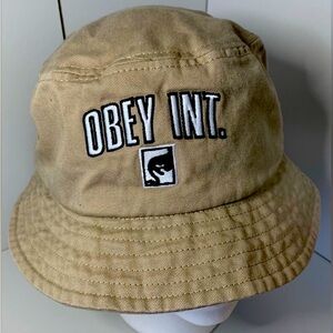 🔥RARE OBEY GIANT WORLDWIDE KHAKI VINTAGE BUCKET HAT EUC OSFM